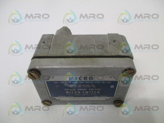 MICRO SWITCH OP-AR30 SPLASH PROOF SWITCH ACTUATOR (GREY) *USED*