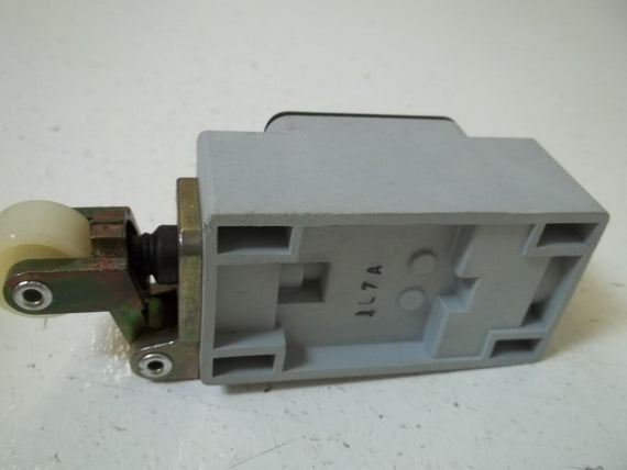 ALLEN BRADLEY  802A-C14P4-S7 SER. A LIMIT SWITCH *USED*