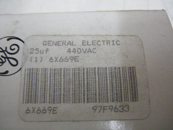 GE CAPACITOR 97F9633 *NEW IN BOX*