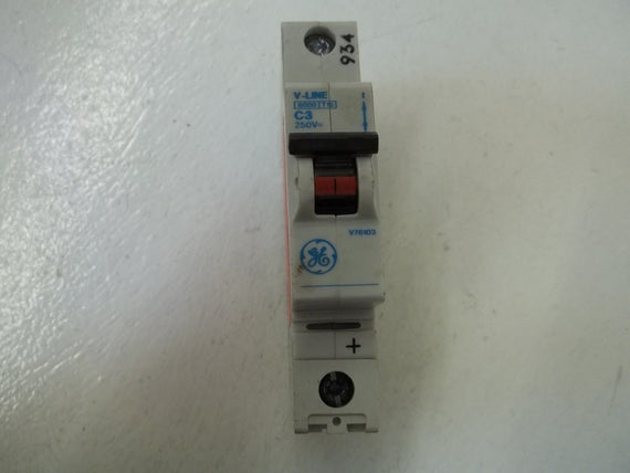 LOT OF 7 GE C3 V-LINE CIRCUIT BREAKER *USED*