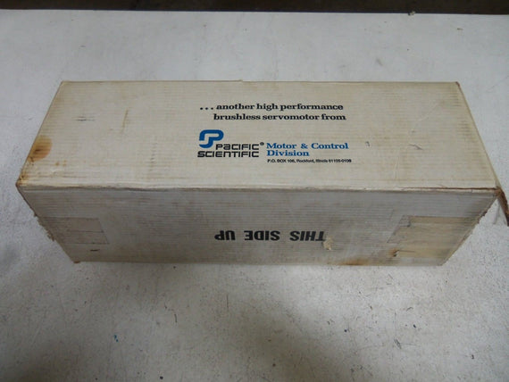 PACIFIC SCIENTIFIC R35KMNC-TS-RC-NV-02 SERVO MOTOR *NEW IN BOX*