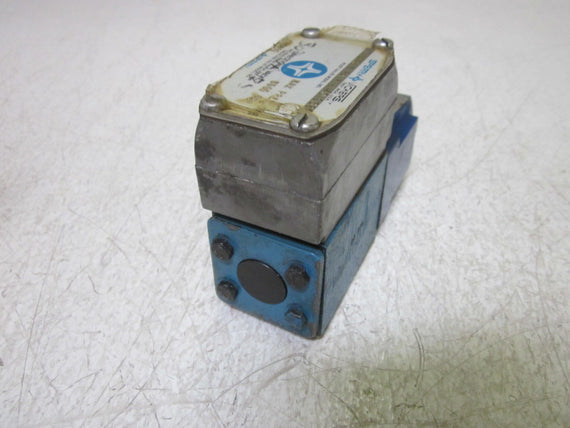 SPERRY VICKERS D34V-3-2A-W-B-10-S324 110/120V DIRECTIONAL CONTROL VALVE *USED*