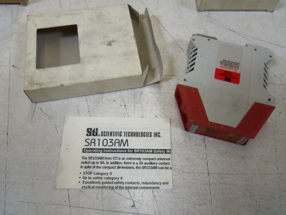 STI SAFTEY RELAY SR103AMO2 *NEW IN BOX*