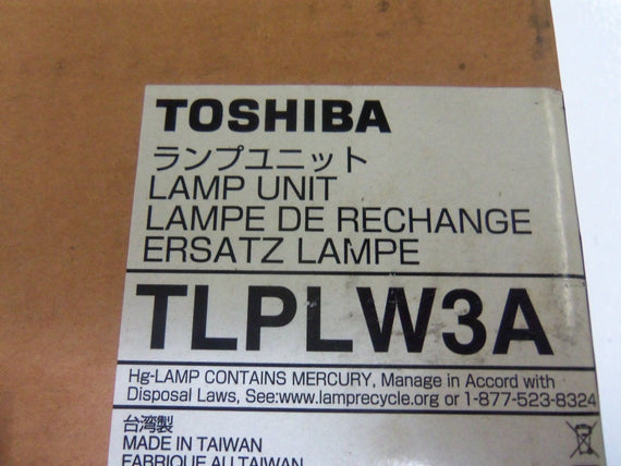 TOSHIBA TLPLW3A LAMP UNIT *NEW IN BOX*