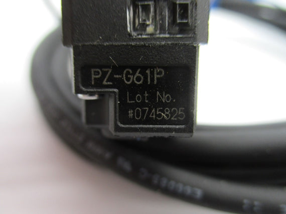 KEYENCE PZ-G61P 10-30VDC NSMP