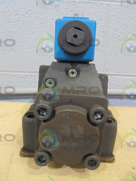 VICKERS  DG4V-35-6C-MU-B5-60 CONTROL VALVE * NEW NO BOX *