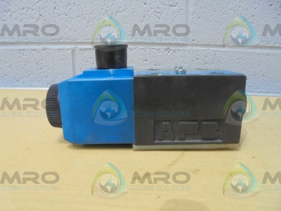 VICKERS  DG4V-3-2A-M-U-B6-60 SOLENOID * NEW NO BOX *