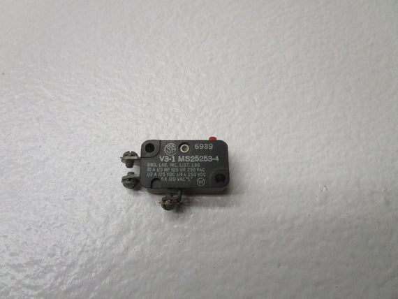 MICROSWITCH V3-1-MS25253-4 BASIC SWITCH * NEW NO BOX *