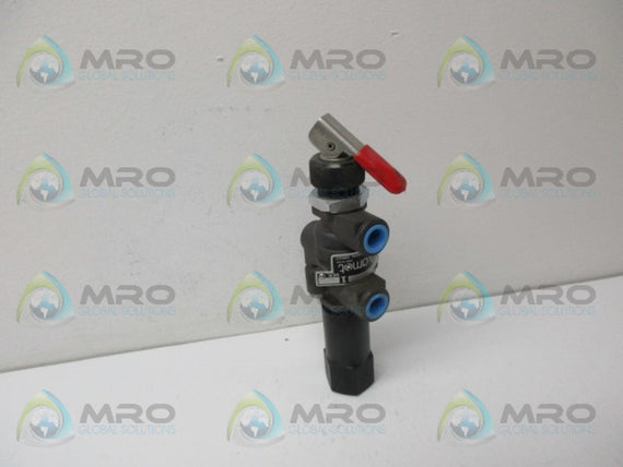 AMOT 4057D025H2 3-WAY PILOT VALVE *NEW NO BOX*