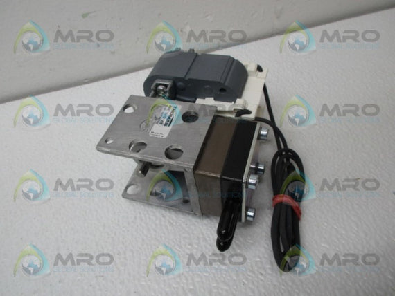 EBM PAPST EM3025-64 MOTOR *NEW NO BOX*