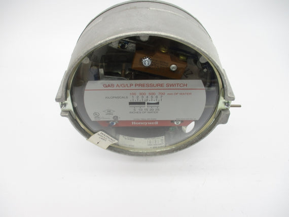 HONEYWELL C437D2003 240VAC NSNP