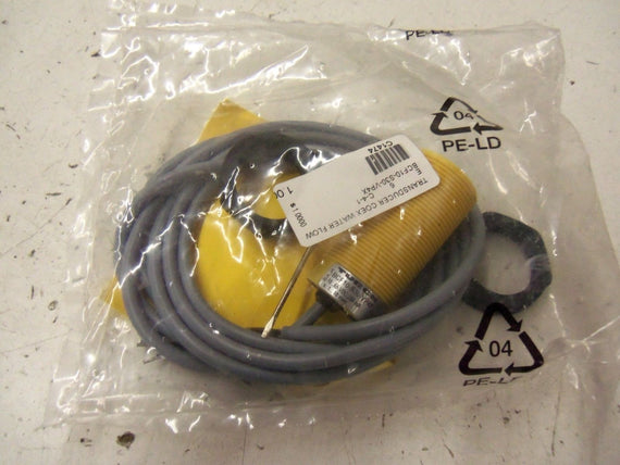 LOT OF 2 TURCK BCF10-S30-VP4X *NEW IN BAG*