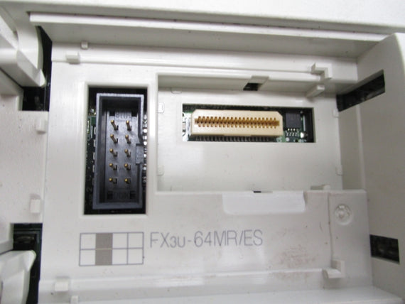 MITSUBISHI FX3U-64MR/ES 100-240VAC 2A NSNP