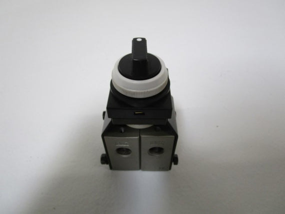 SMC MECHANICAL VALVE NVM23 * NEW NO BOX *