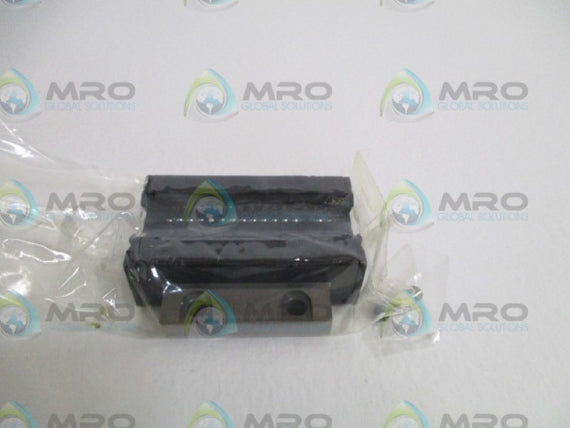 THK SSR25XTB1SS LINEAR BEARING BLOCK *NEW IN BOX*