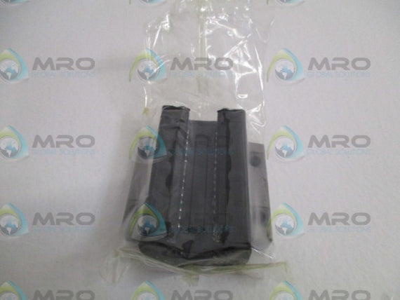 THK SSR25XTB1SS LINEAR BEARING BLOCK *NEW IN BOX*