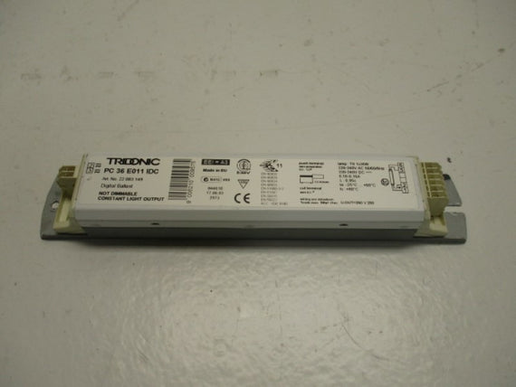 TRIDONIC PC-36-E011-IDC  DIGITAL BALLAST * USED *