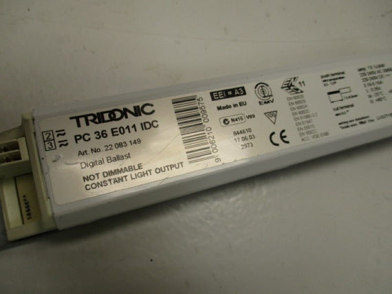 TRIDONIC PC-36-E011-IDC  DIGITAL BALLAST * USED *