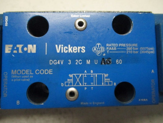 EATON VICKERS DG4V32CMUA660  * NEW NO BOX *