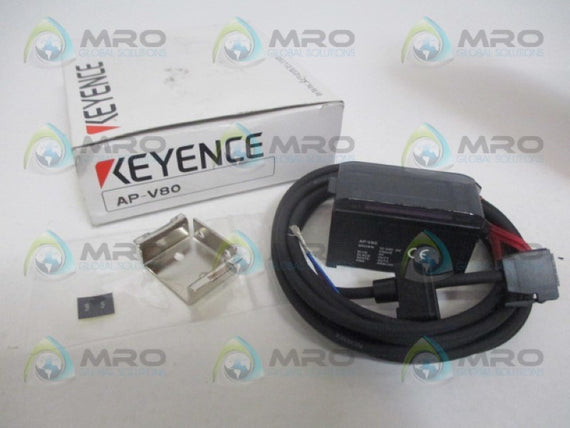 KEYENCE AP-V80 PRESSURE SENSOR AMPLIFIER 12-24VDC *NEW IN BOX*