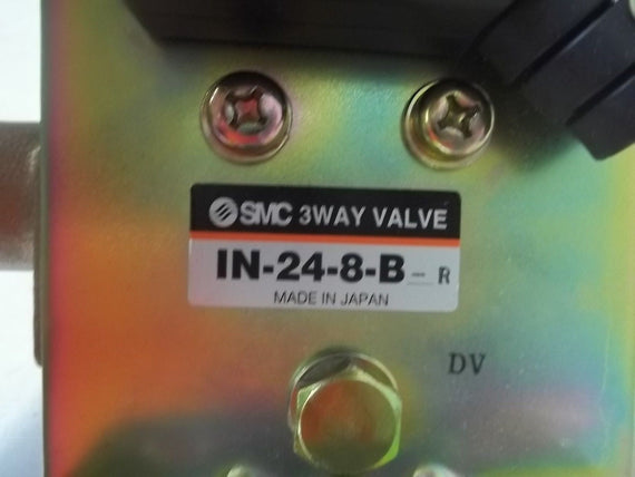 SMC IN-24-8-B-R 3-WAY VALVE *NEW NO BOX*